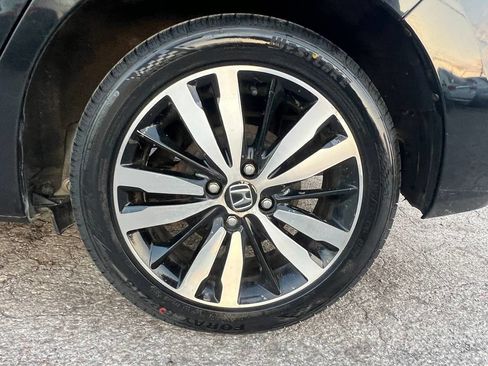 Used 2018 Honda Fit EX image 27