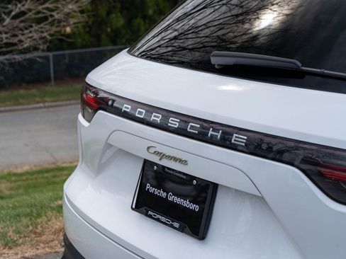 Certified 2023 Porsche Cayenne image 15