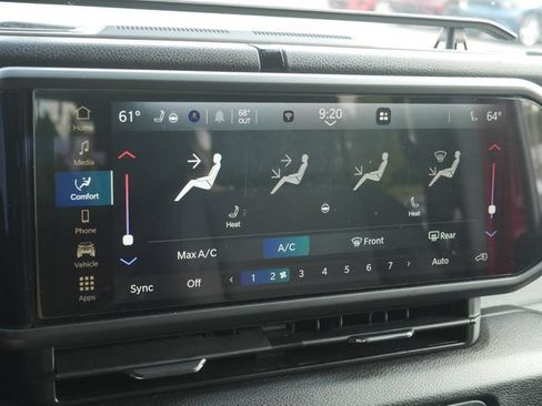 Used 2025 Jeep Wrangler Unlimited Sport AWD/4WD image 20