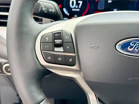 New 2026 Ford Explorer Active w/ Active Comfort Package RWD image 12