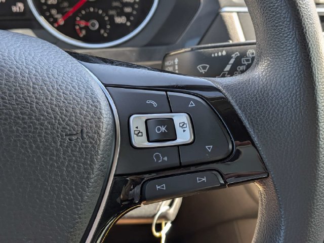 Used 2018 Volkswagen Tiguan S FWD image 21