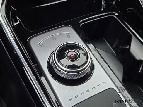 Certified 2023 Kia Sorento SX Prestige AWD/4WD image 29