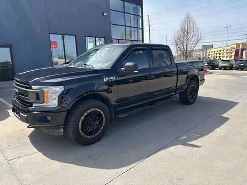 Used 2018 Ford F150 XLT w/ Equipment Group 301A Mid image 3