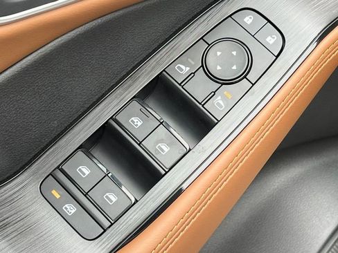 New 2026 Nissan Rogue Platinum AWD/4WD image 13