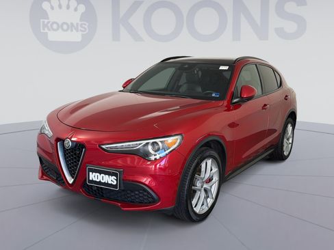 Used 2018 Alfa Romeo Stelvio Ti Sport AWD/4WD image 1