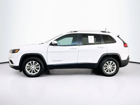 Used 2020 Jeep Cherokee Latitude w/ Cold Weather Group image 4