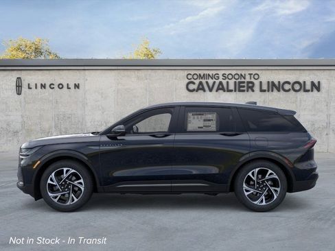 New 2026 Lincoln Nautilus Premier AWD/4WD image 3
