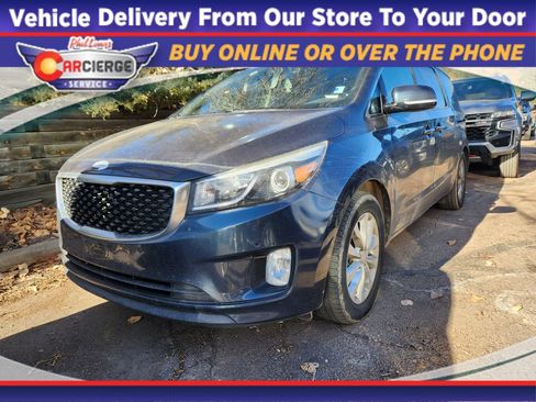 Used 2017 Kia Sedona EX image 1