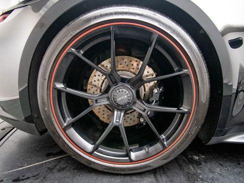 Used 2022 Porsche 911 GT3 RWD image 44