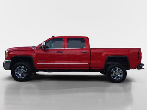 Used 2018 GMC Sierra 2500 SLT w/ Duramax Plus Package AWD/4WD image 2