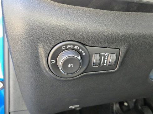 New 2026 Jeep Compass Limited image 24