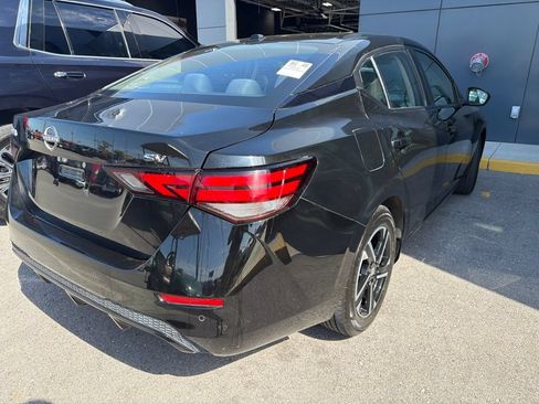 Used 2024 Nissan Sentra SV FWD image 5