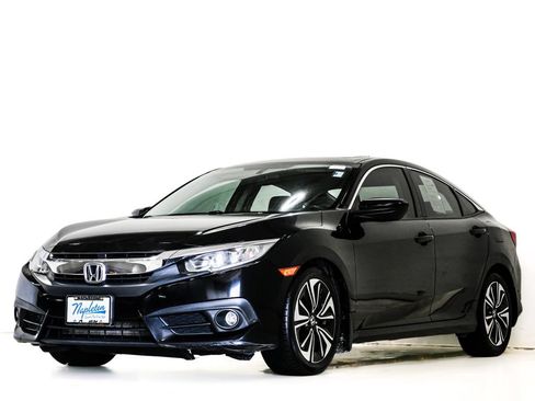 Used 2018 Honda Civic EX-T image 3