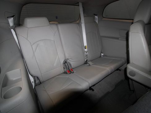 Used 2015 Buick Enclave Leather image 21