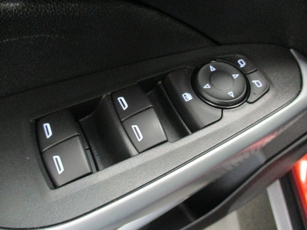 Used 2024 Chevrolet Trax LS FWD image 15