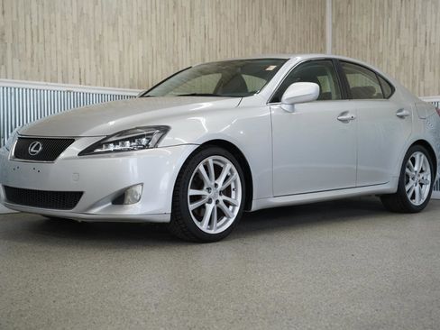 Used 2007 Lexus IS 250 image 4