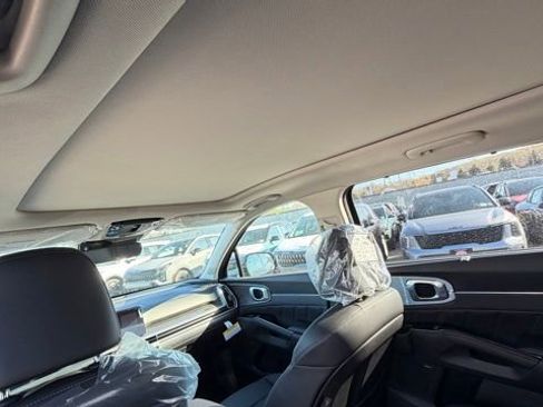 New 2026 Kia Sorento SX AWD/4WD image 10