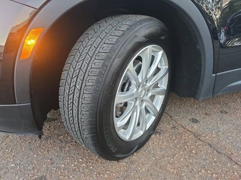 Used 2020 Cadillac XT4 Luxury w/ Cold Weather Package image 31