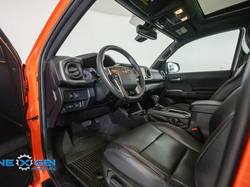 Used 2023 Toyota Tacoma TRD Pro AWD/4WD image 10