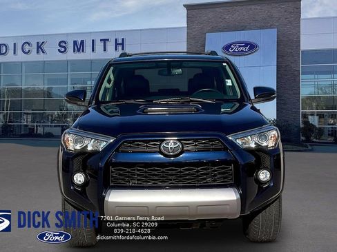Used 2015 Toyota 4Runner Trail Premium AWD/4WD image 2