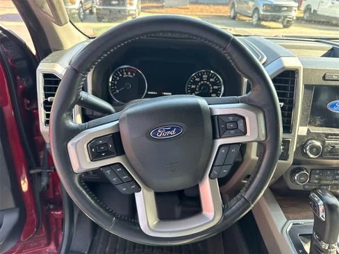 Used 2019 Ford F150 Lariat image 11