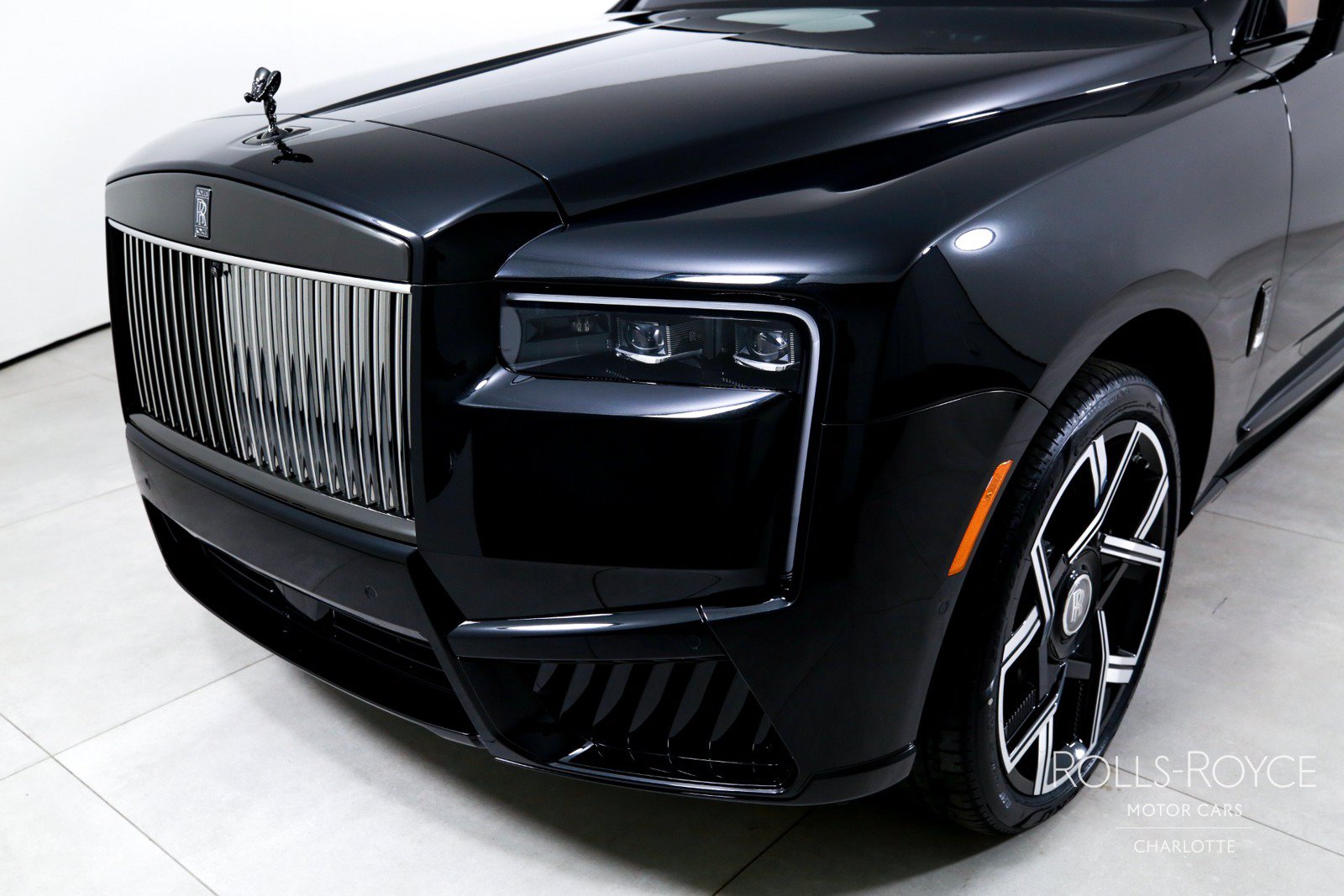 New 2027 Rolls-Royce Cullinan Black Badge AWD/4WD image 45
