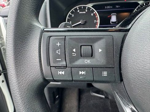 Used 2023 Nissan Rogue SV AWD/4WD image 13