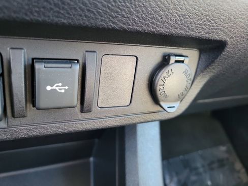 Used 2023 Toyota Tacoma SR5 image 21