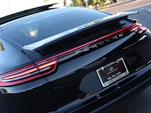 Used 2017 Porsche Panamera image 63