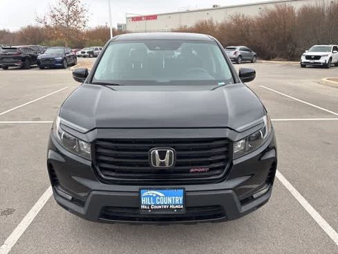 Used 2023 Honda Ridgeline Sport image 8