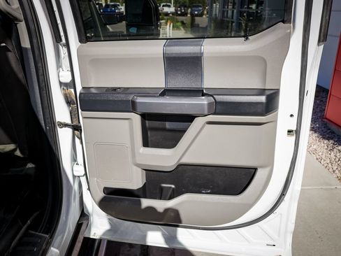 Used 2022 Ford F350 XLT AWD/4WD image 29