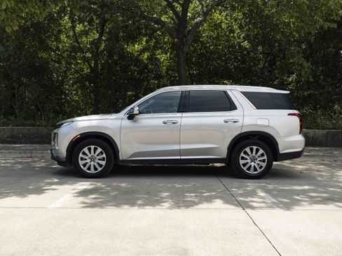 Used 2025 Hyundai Palisade SEL FWD image 6