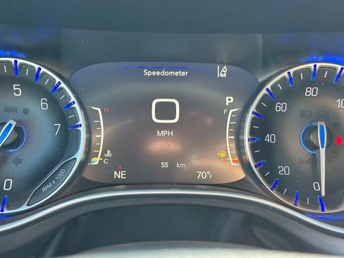 New 2025 Chrysler Pacifica Select image 15