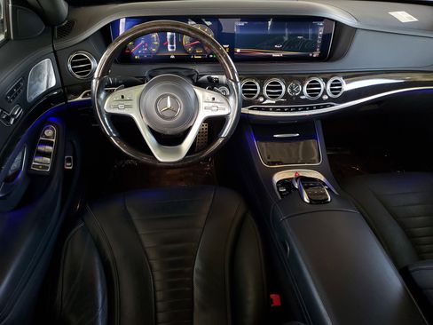 Used 2019 Mercedes-Benz S 560 Sedan image 12
