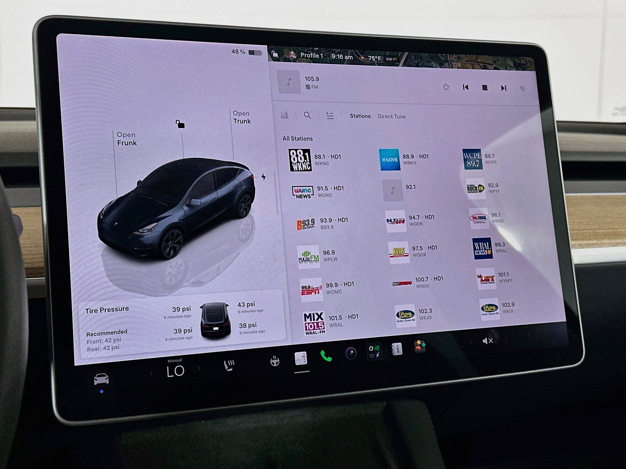 Used 2025 Tesla Model Y Long Range RWD image 19