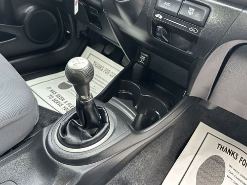 Used 2011 Honda Fit image 23