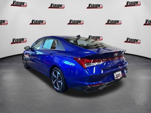 Used 2021 Hyundai Elantra Limited image 7