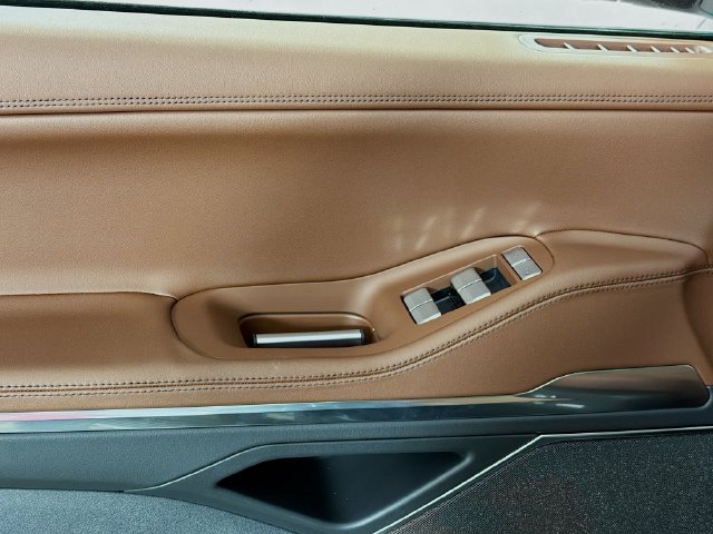 New 2026 Lincoln Navigator Reserve AWD/4WD image 18