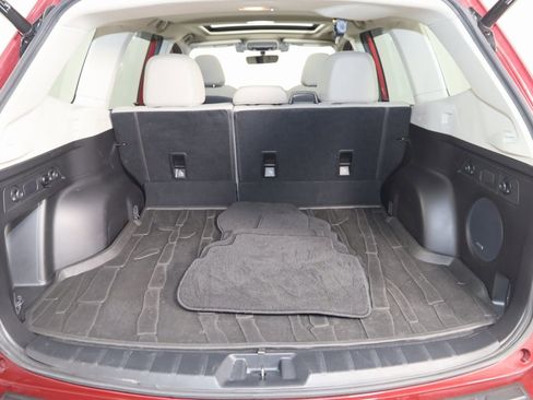 Used 2021 Subaru Forester Limited image 50