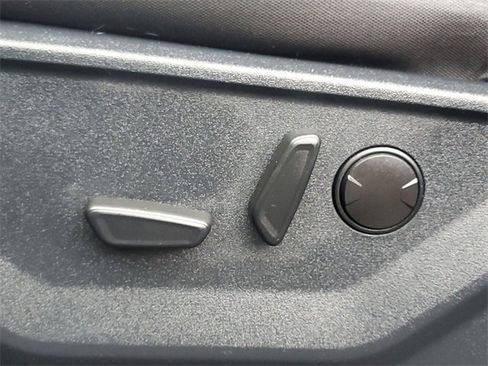 Certified 2022 Ford F150 XLT w/ Equipment Group 302A High image 11