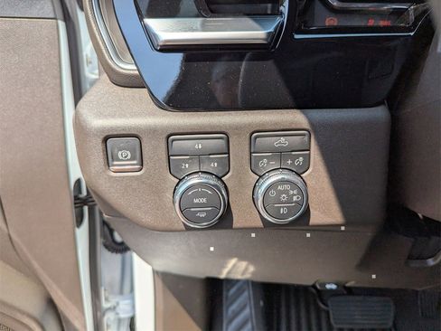 New 2025 GMC Sierra 2500 SLE w/ SLE Convenience Package image 12