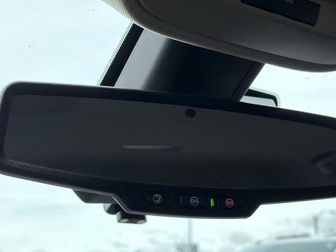 Used 2018 GMC Canyon Denali image 24