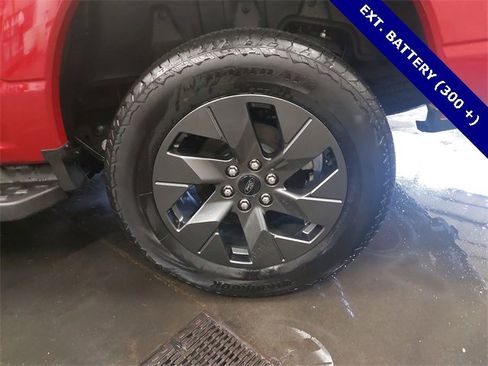 Certified 2025 Ford F150 Lightning Lariat w/ Max Trailer Tow Package image 32