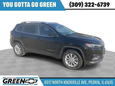 Used 2019 Jeep Cherokee Latitude w/ Cold Weather Group image 1