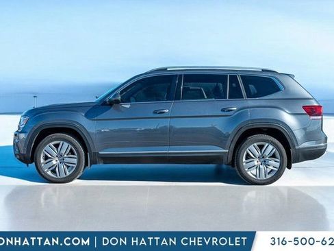 Used 2018 Volkswagen Atlas SEL Premium image 2