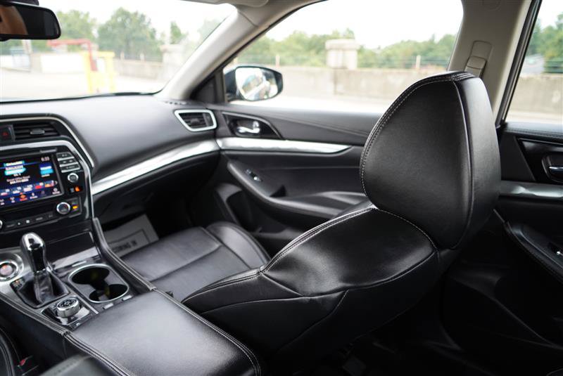 Used 2021 Nissan Maxima 3.5 SV w/ Floor Mat Group FWD image 45
