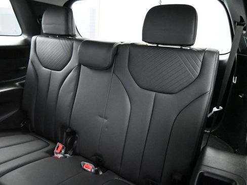 Used 2024 Hyundai Palisade SEL FWD image 19