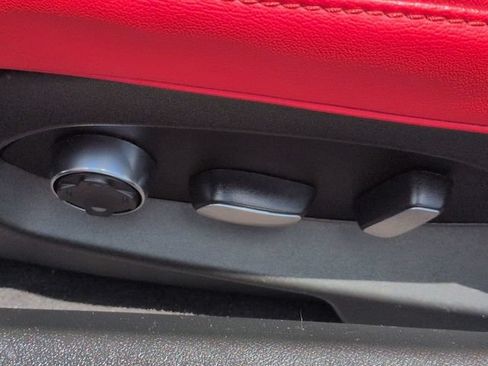 Used 2022 Chevrolet Corvette Stingray Preferred Cpe w/ Battery Protection Package RWD image 16