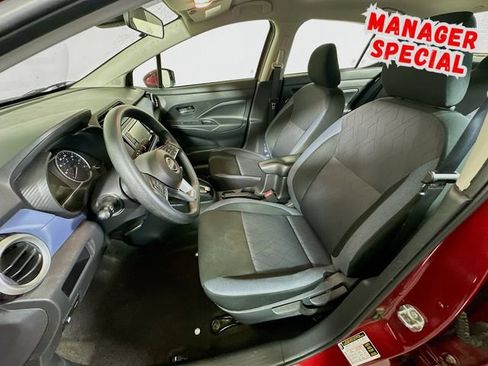 Used 2024 Nissan Versa SV FWD image 12