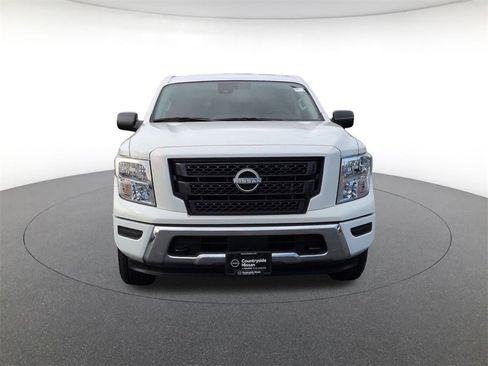 Used 2024 Nissan Titan SV w/ Accessory Utility Package image 2